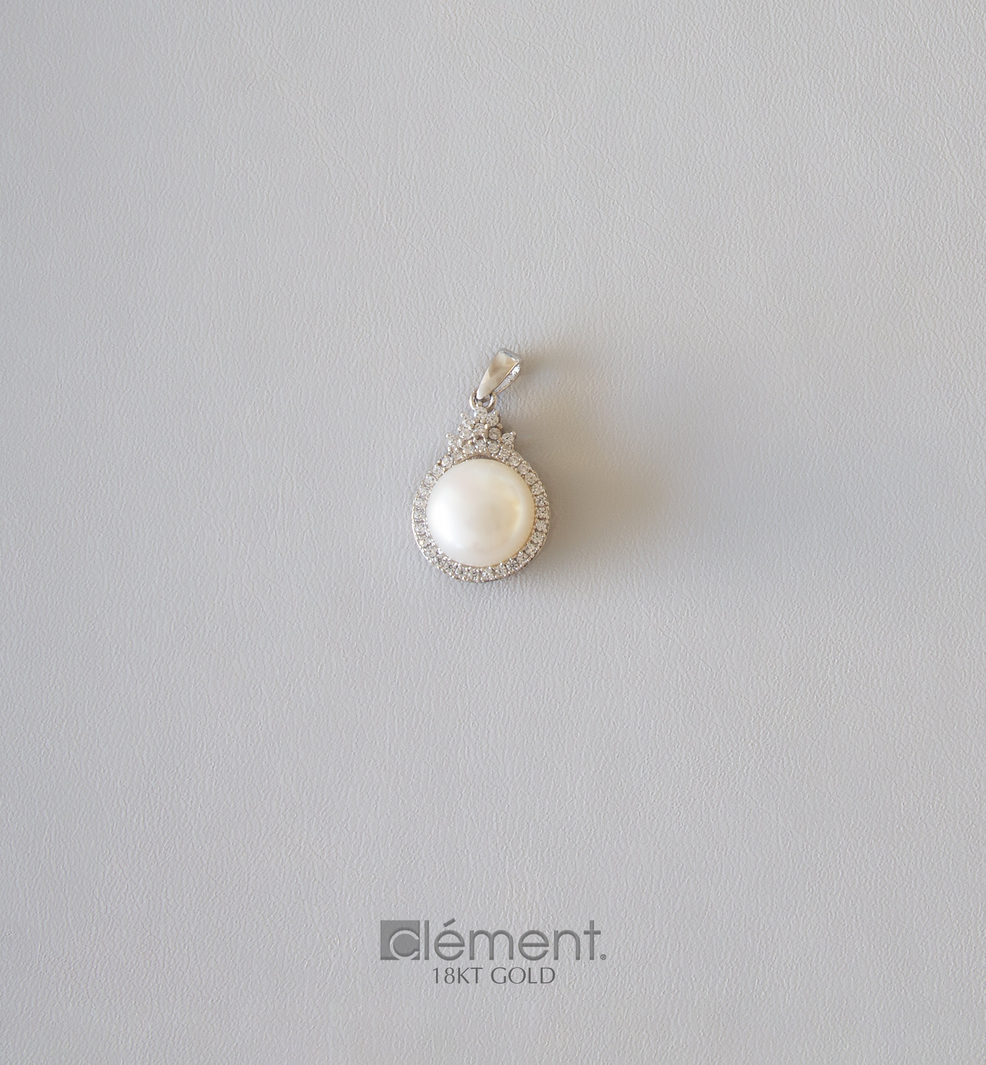 18ct White Gold FW Cultured Pearl Pendant