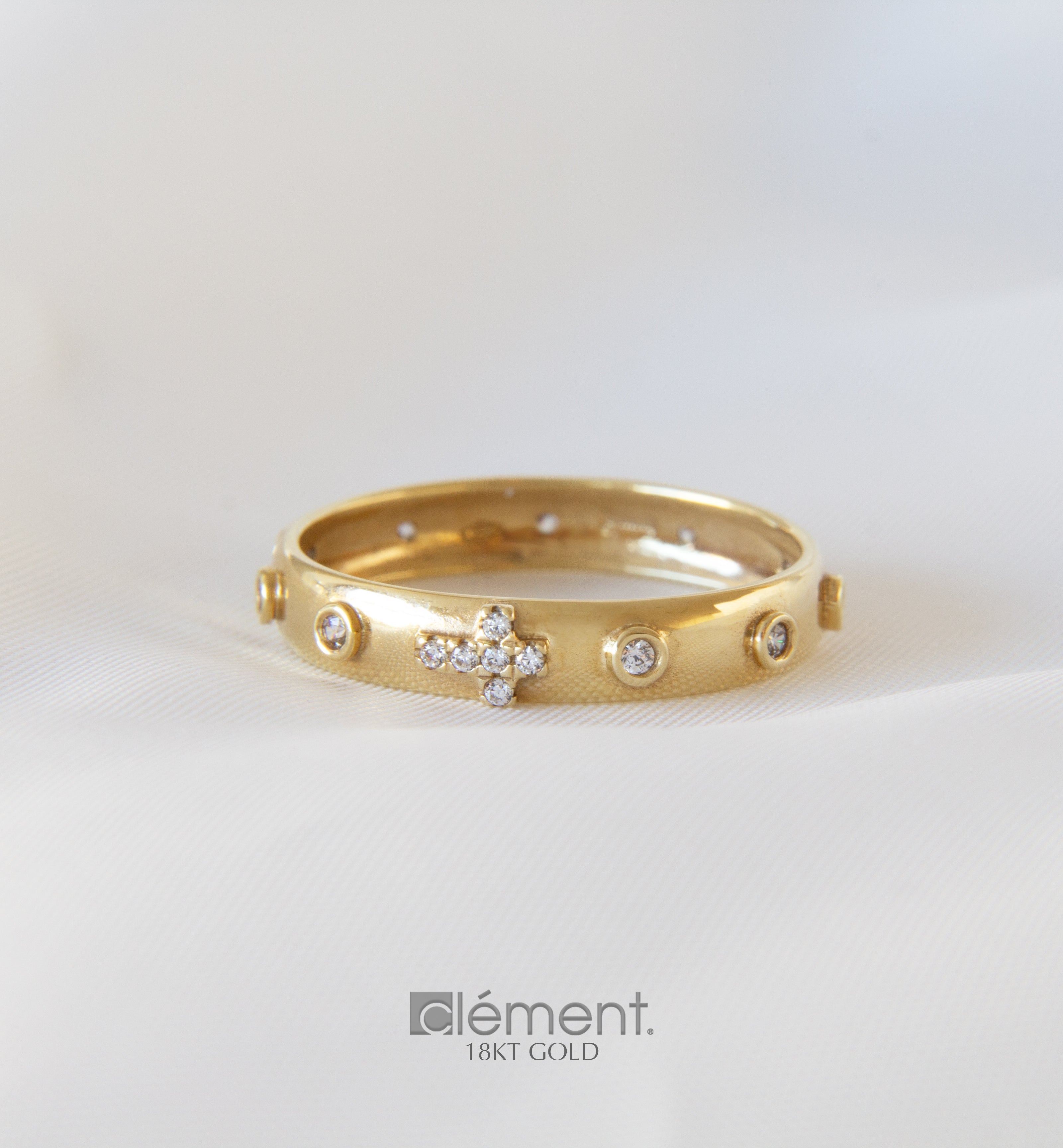 18ct Yellow Gold Rosary Ring