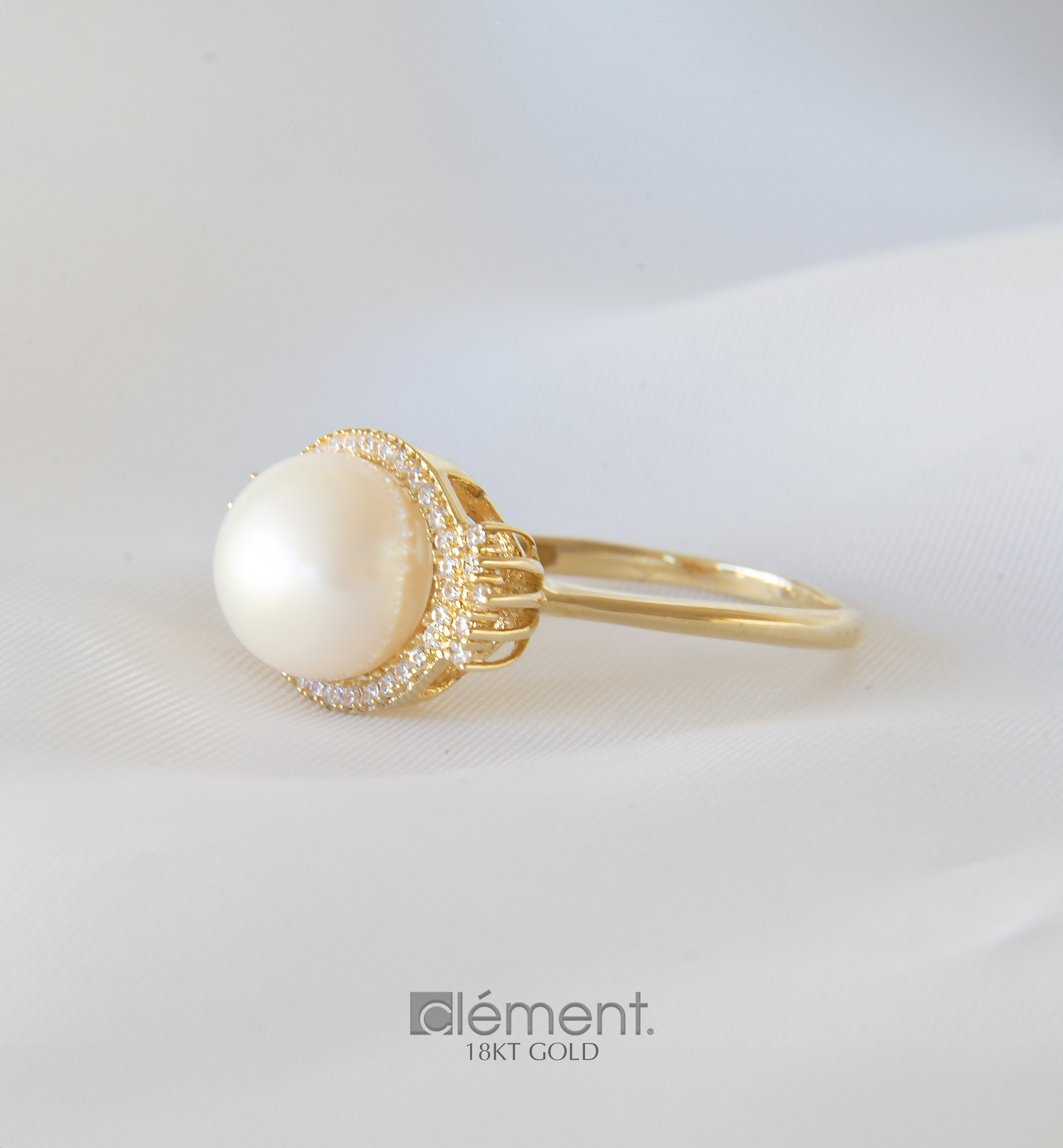 18ct Yellow Gold Ring with Pearl and CZ Stones