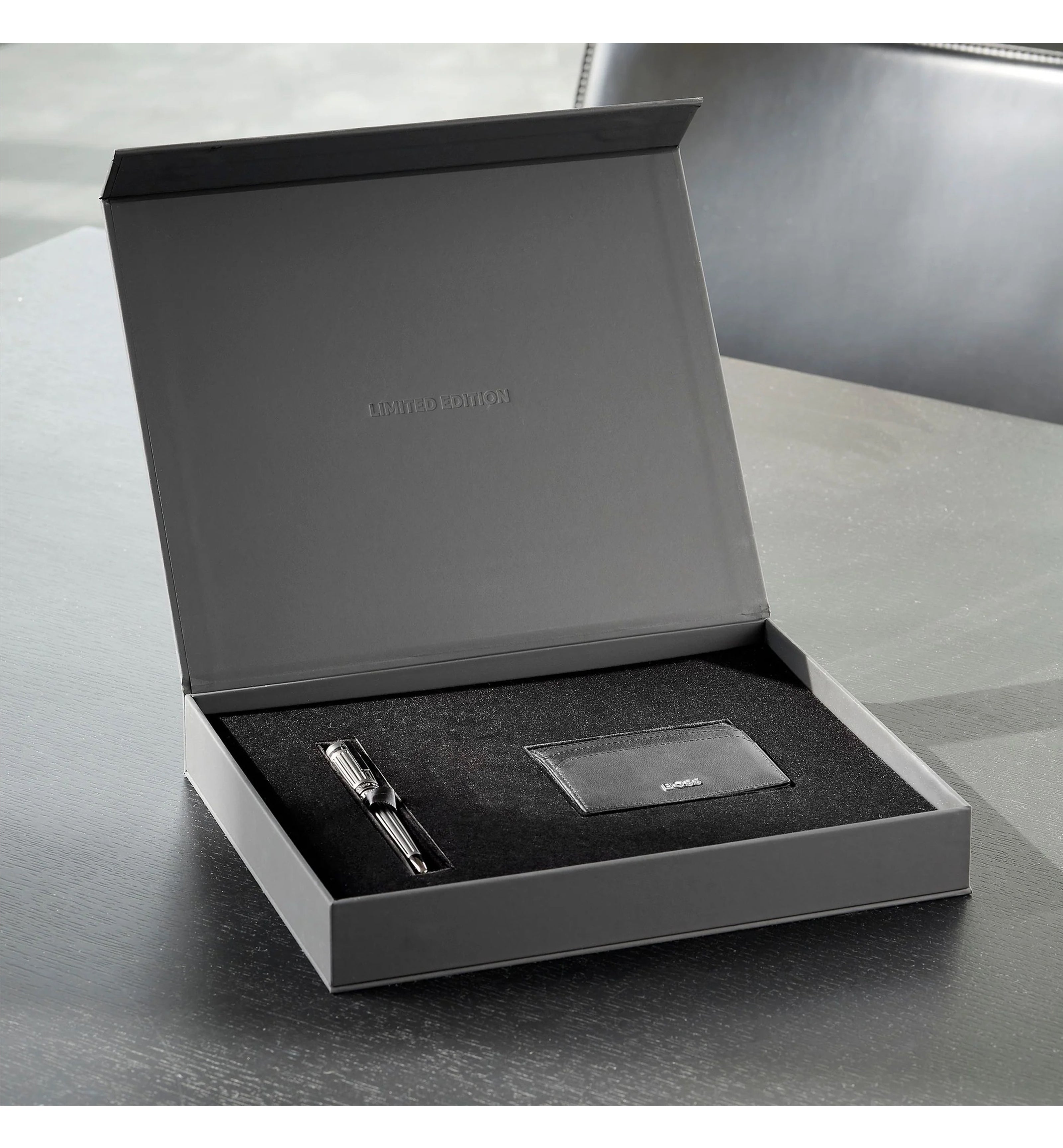 HUGO BOSS HSF4784D - Ballpoint Pen Limited Edition Arc