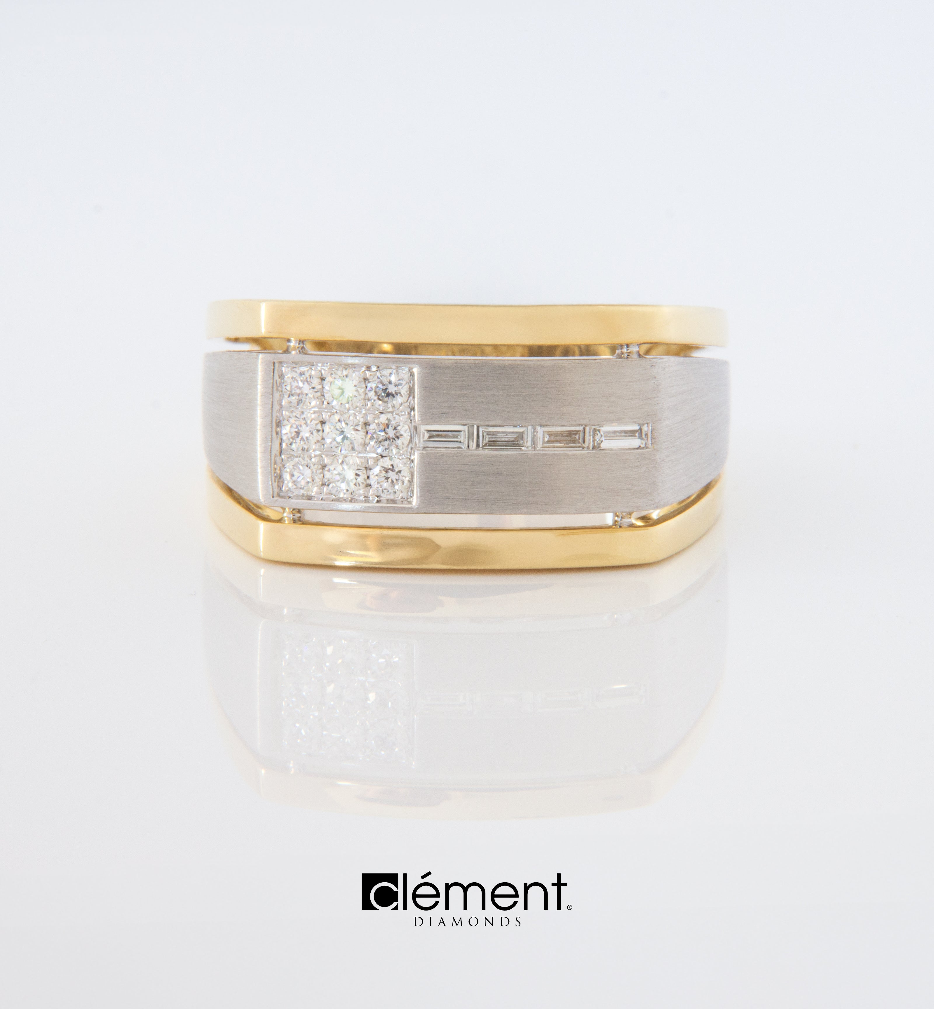 18ct Gold Two-Tone Signet Ring with Diamonds