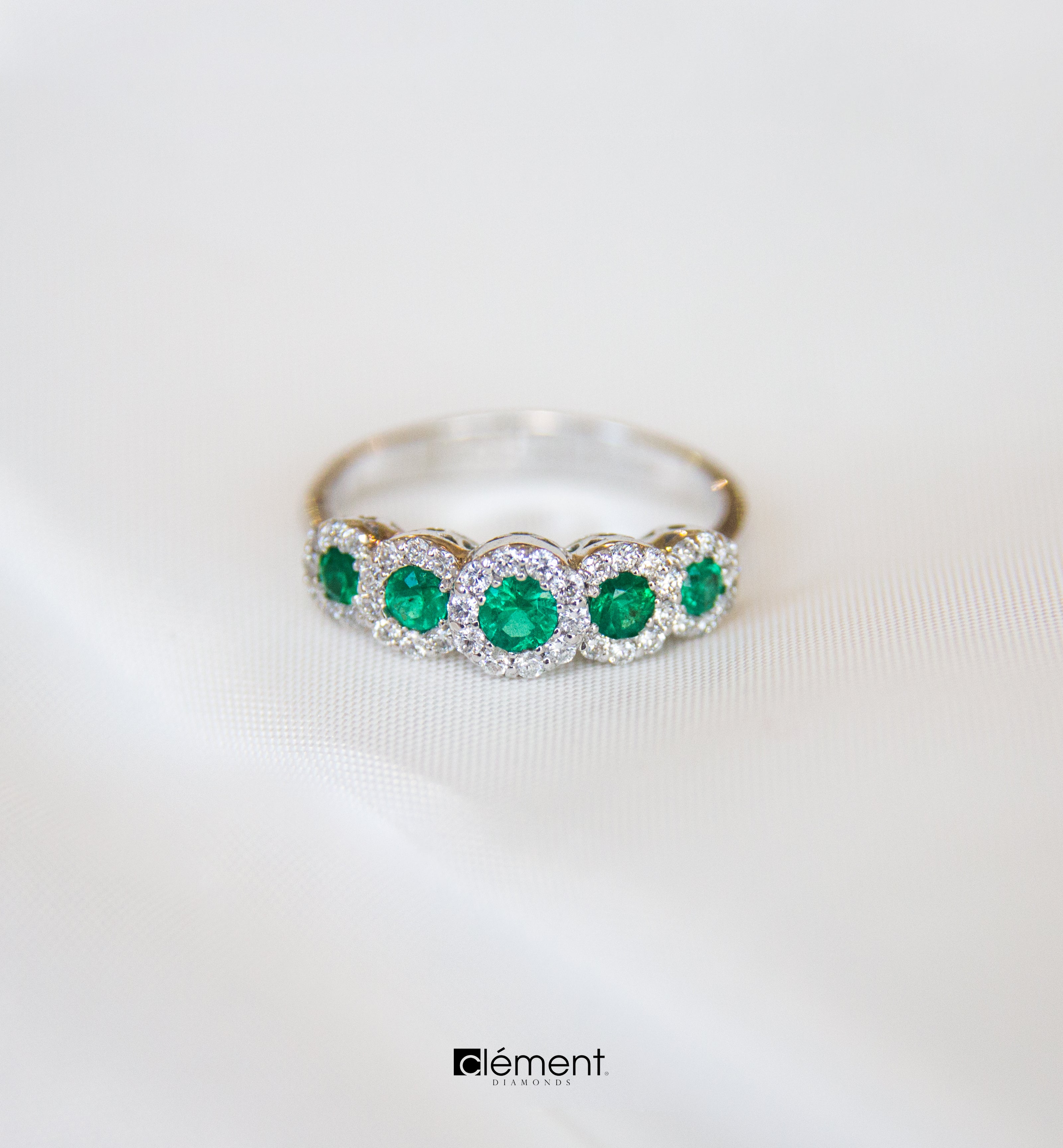 18ct White Gold Diamond Emerald Ring