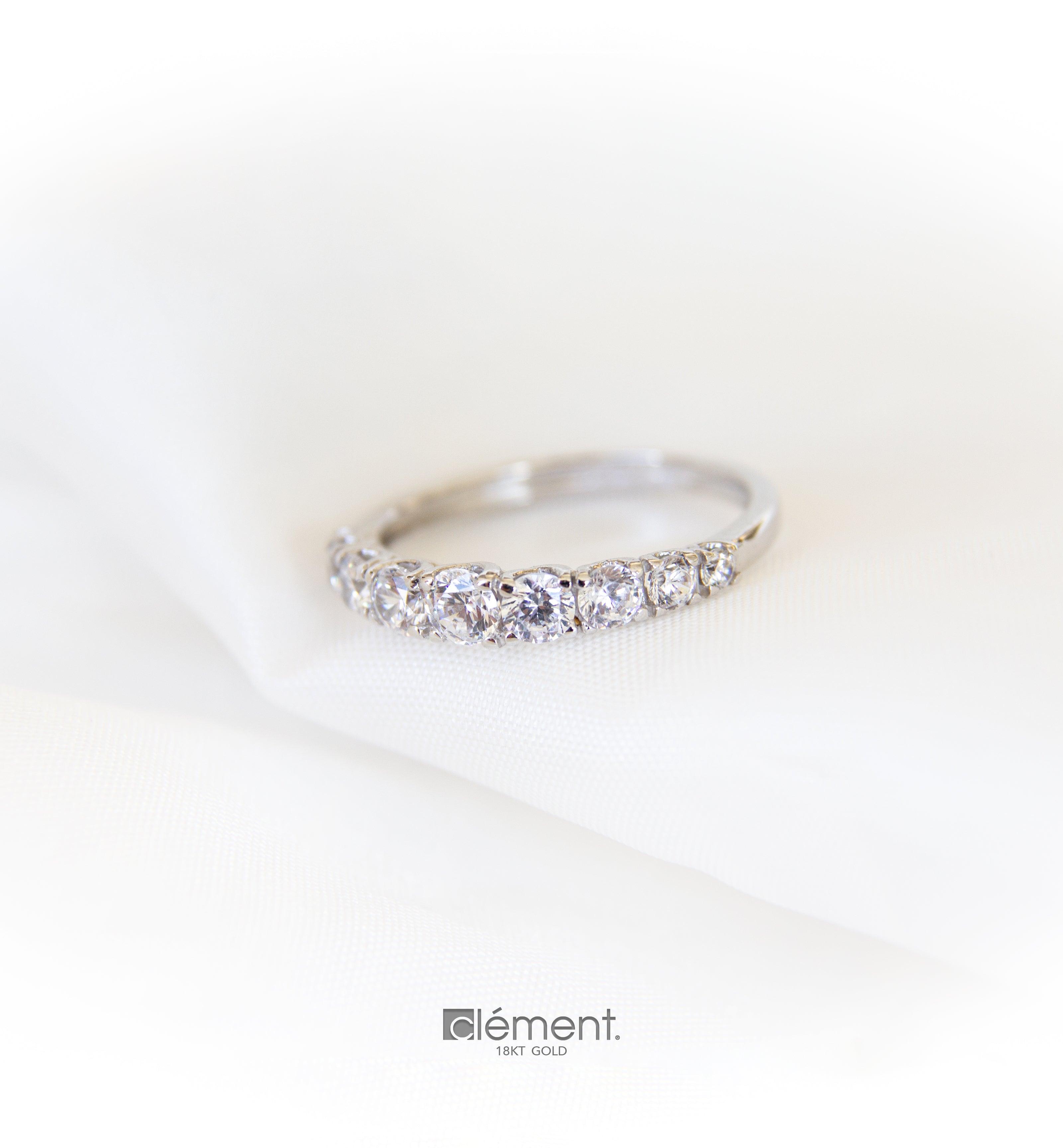 18ct White Gold Half Round Cubic Zircon Ring