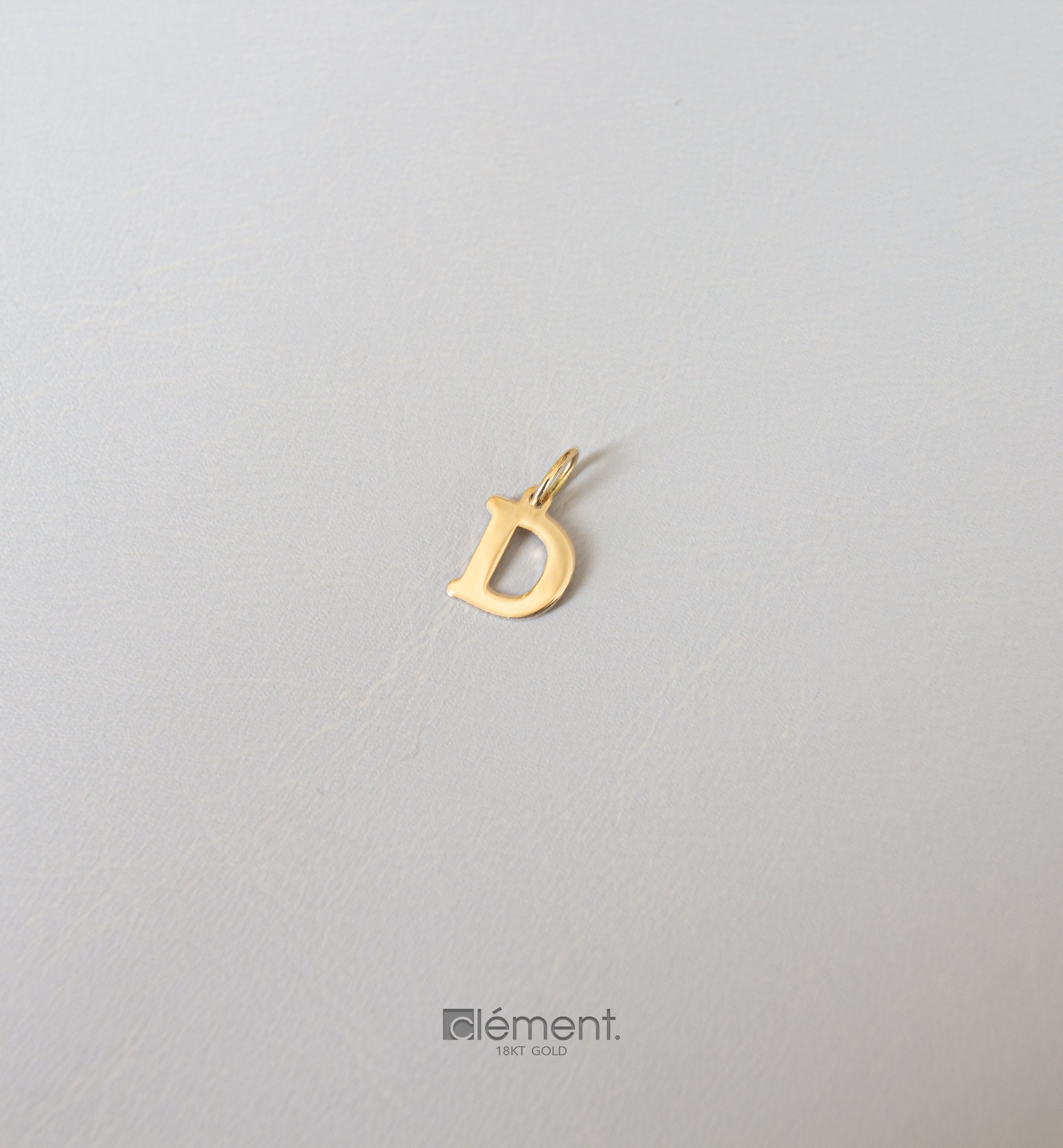 18ct Yellow Gold Initial D