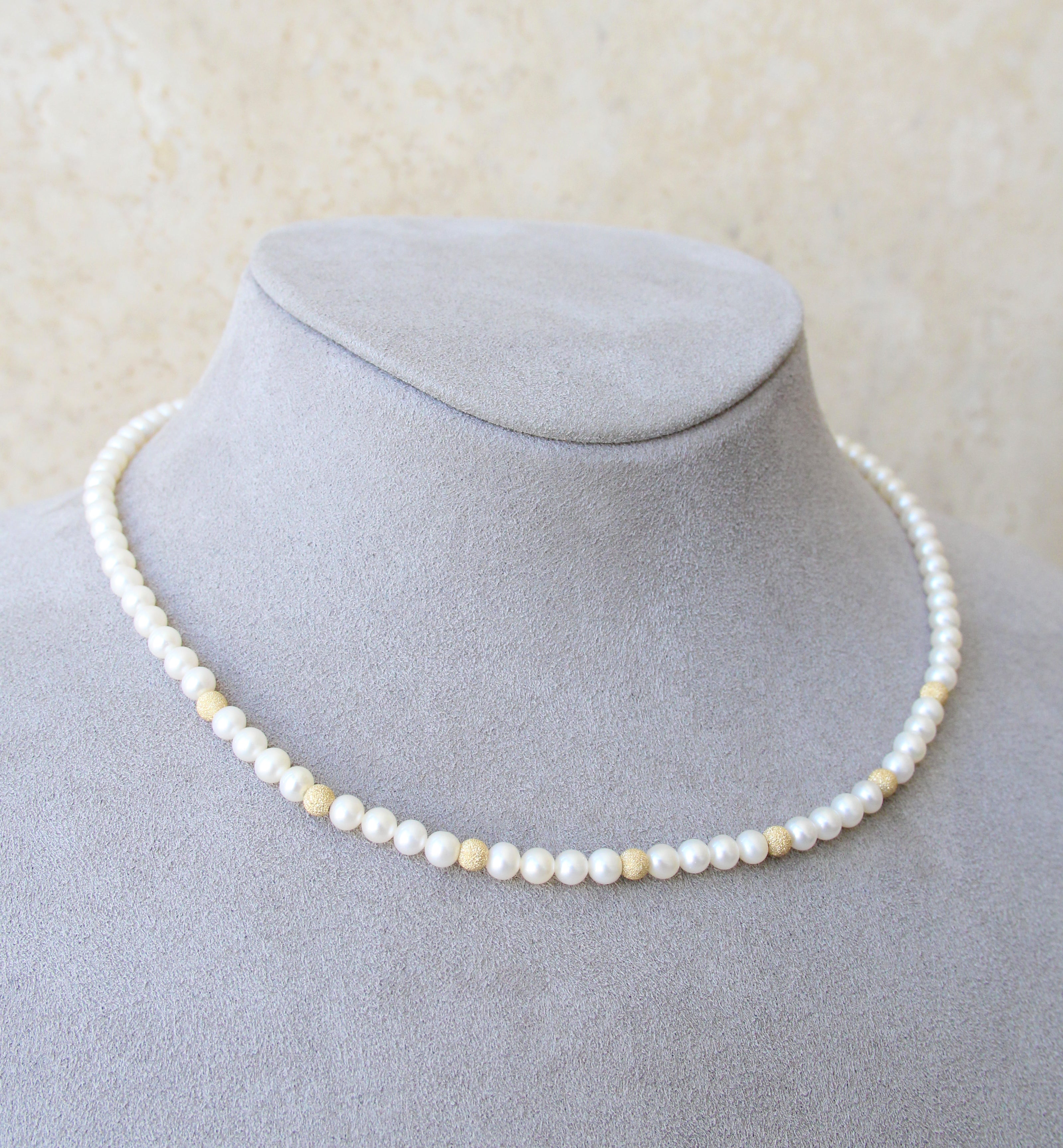 18ct Gold Cultured Pearl Necklace