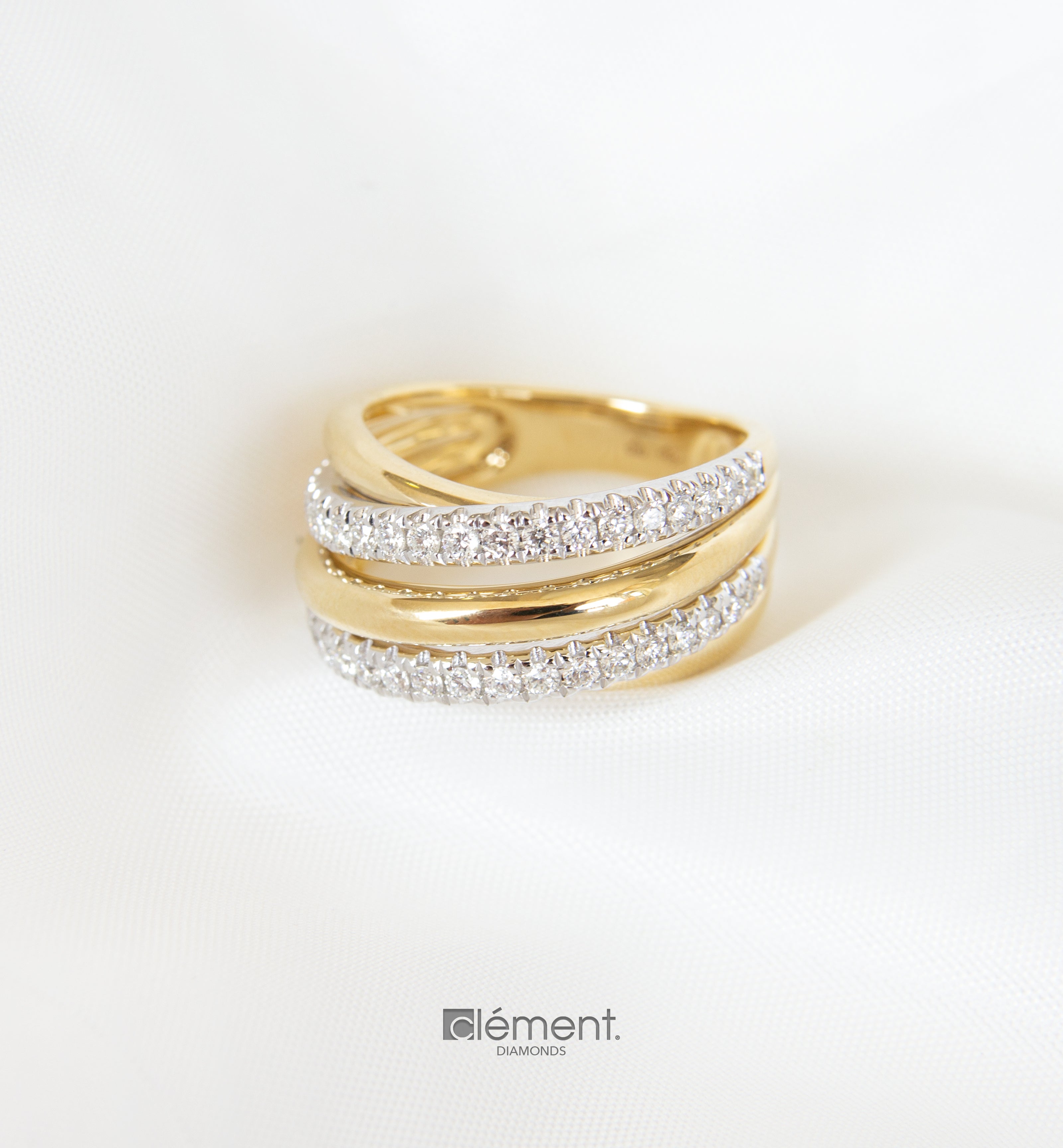 18ct Gold Two-Tone Natural Diamond Ring