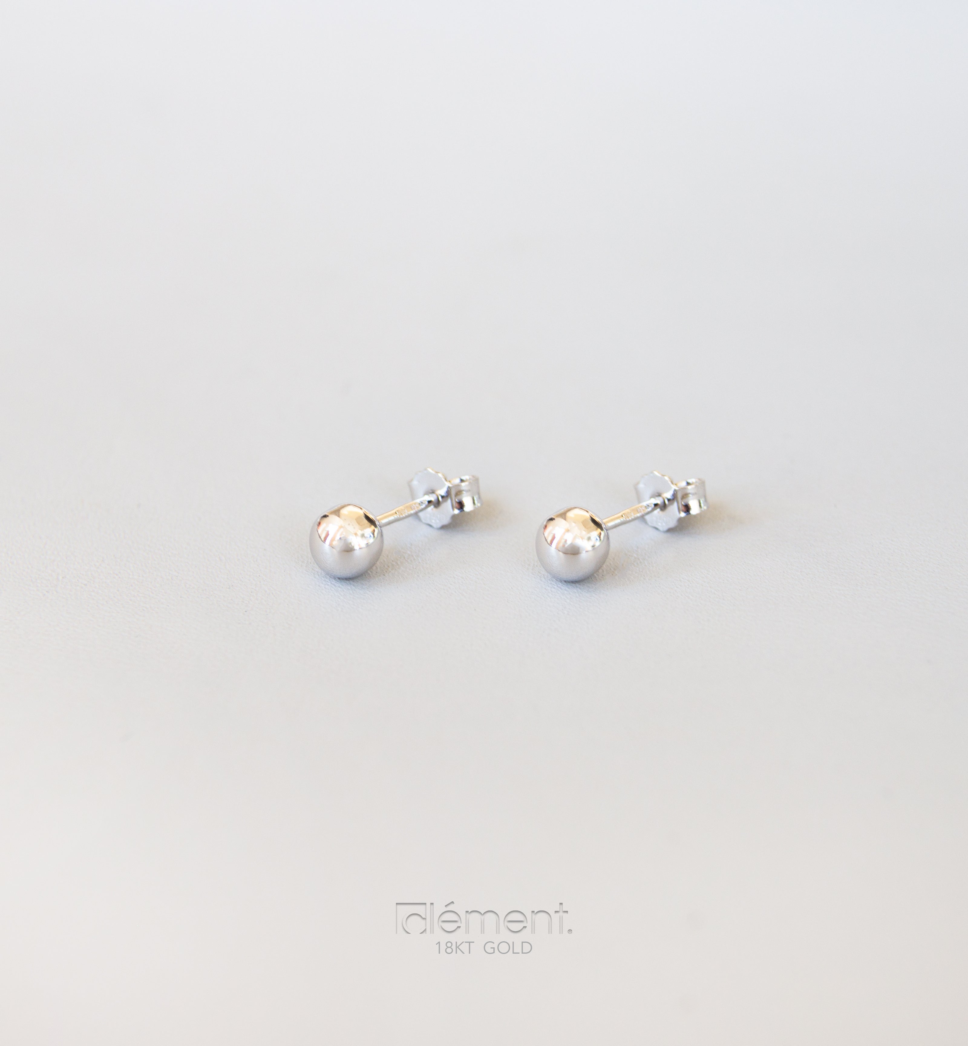 Roberto Coin Princess Flower Stud Earrings | Schwanke-Kasten Jewelers