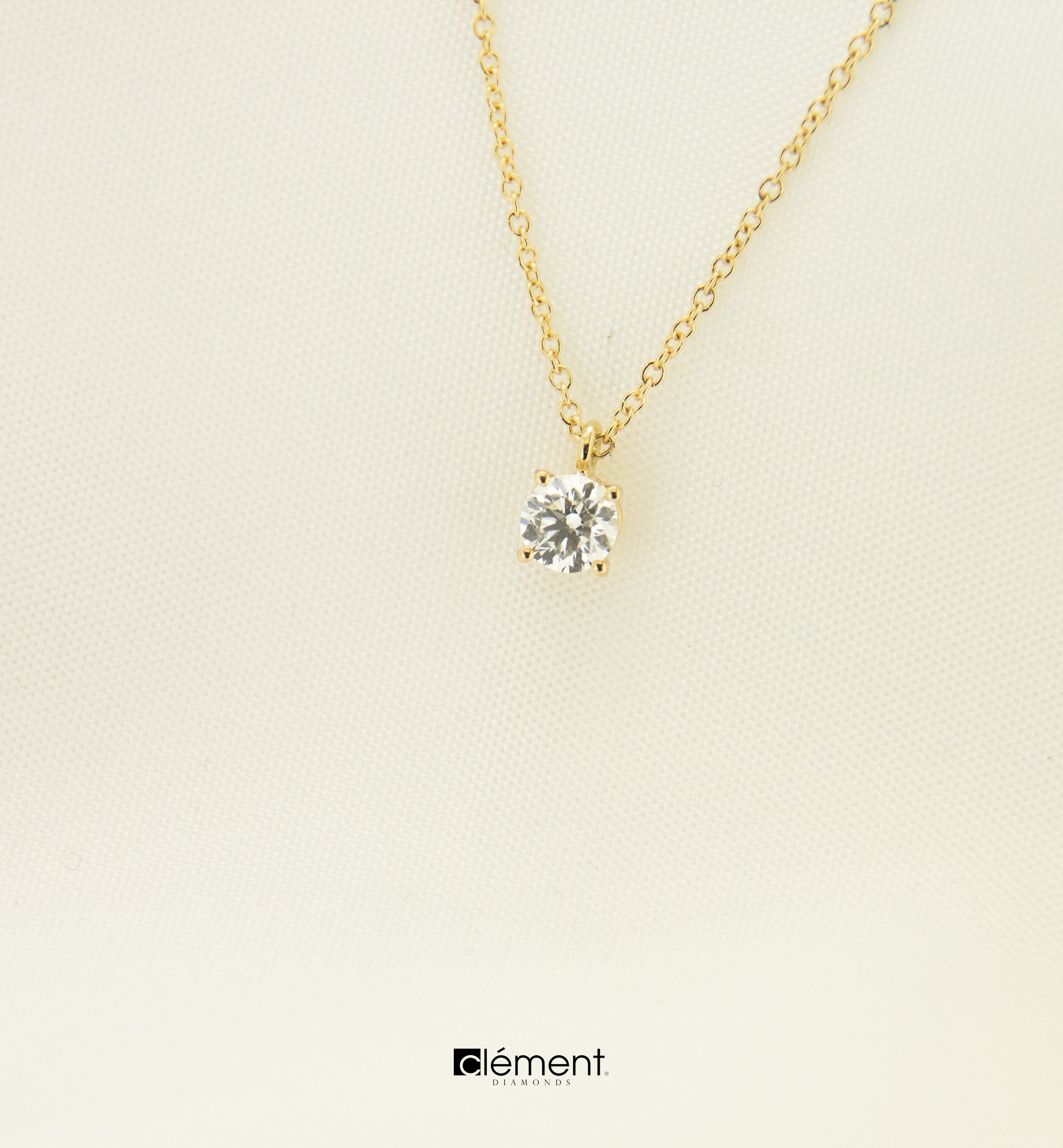 18ct Yellow Gold Natural Diamond Solitaire Pendant