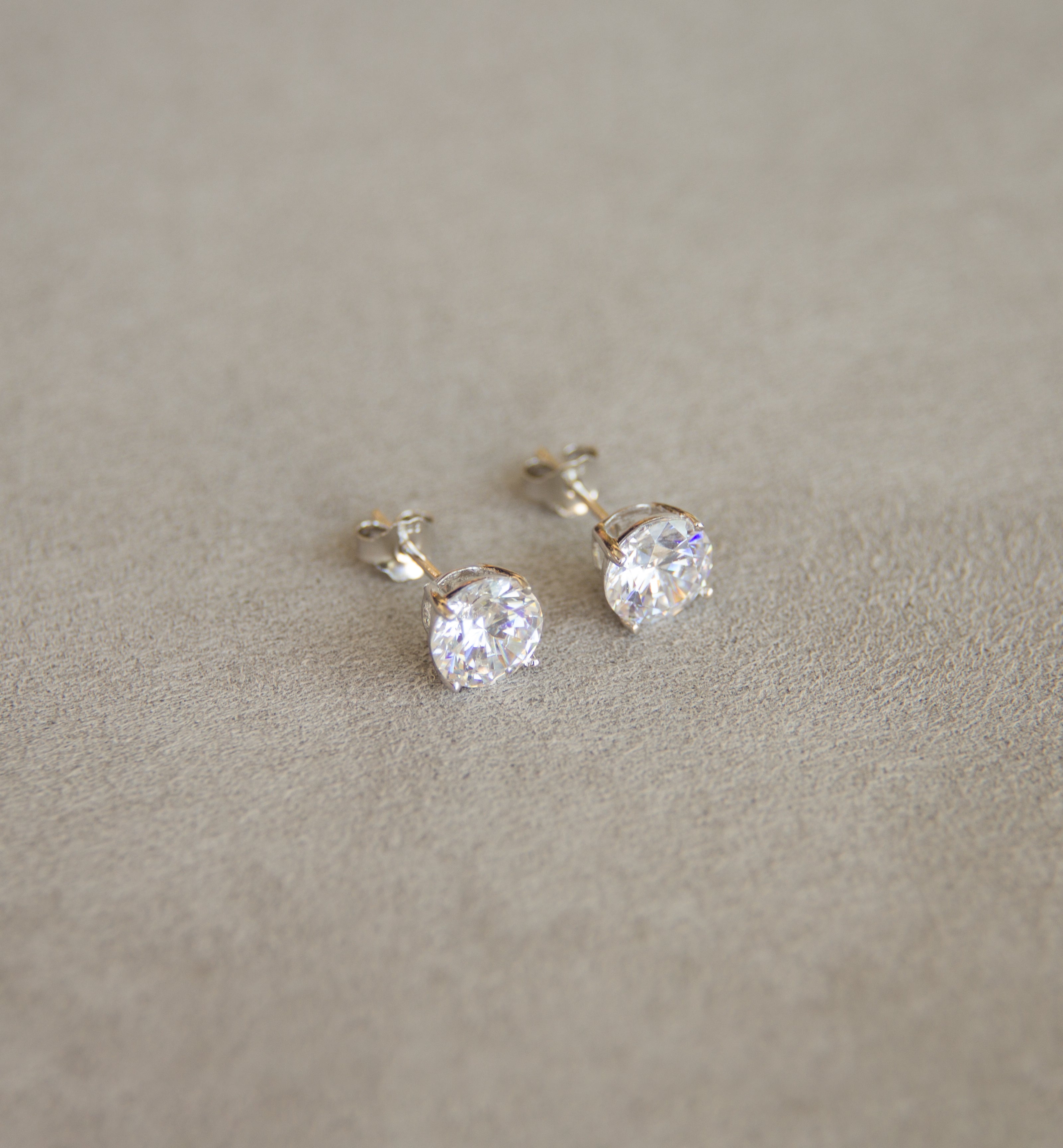 Silver 925 Solitaire Earrings
