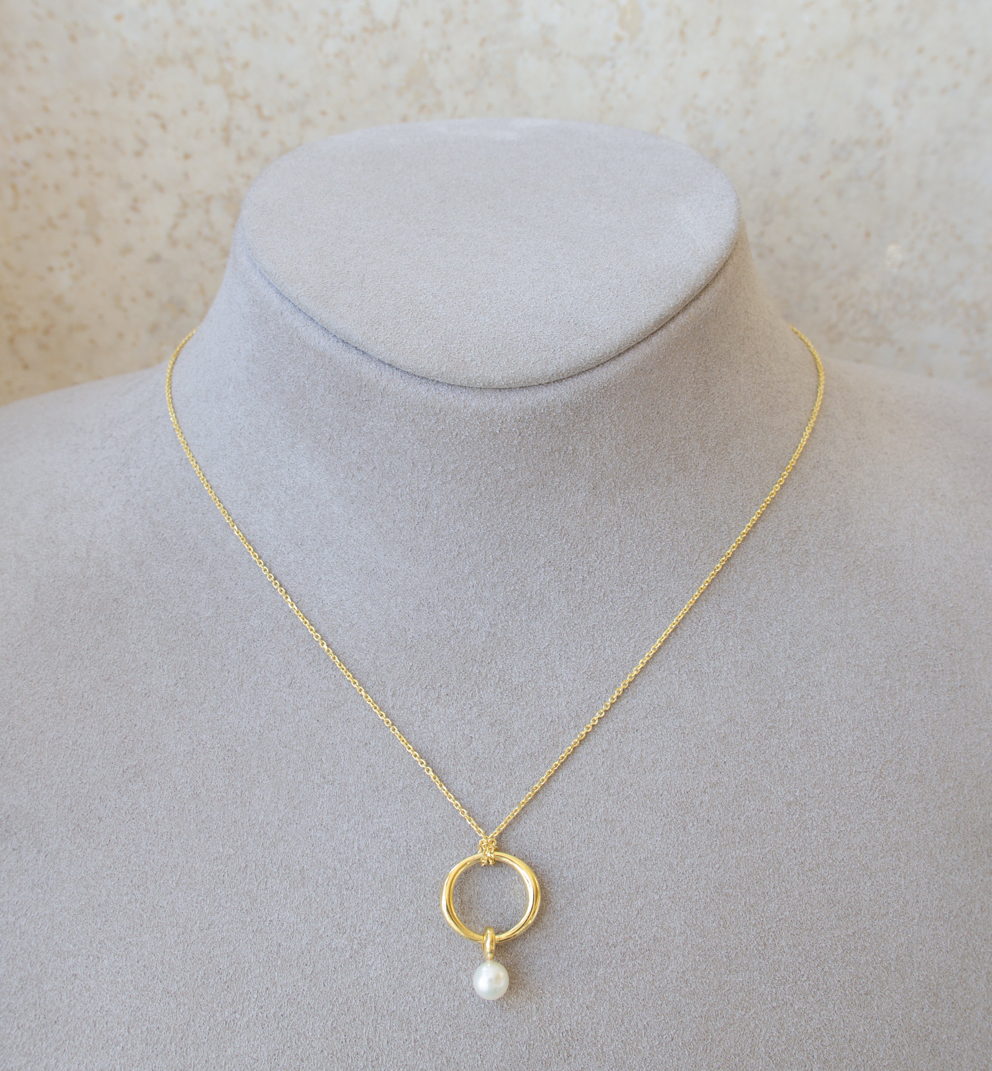Silver 925 Yellow Gold Plated Circle & Pearl Necklace
