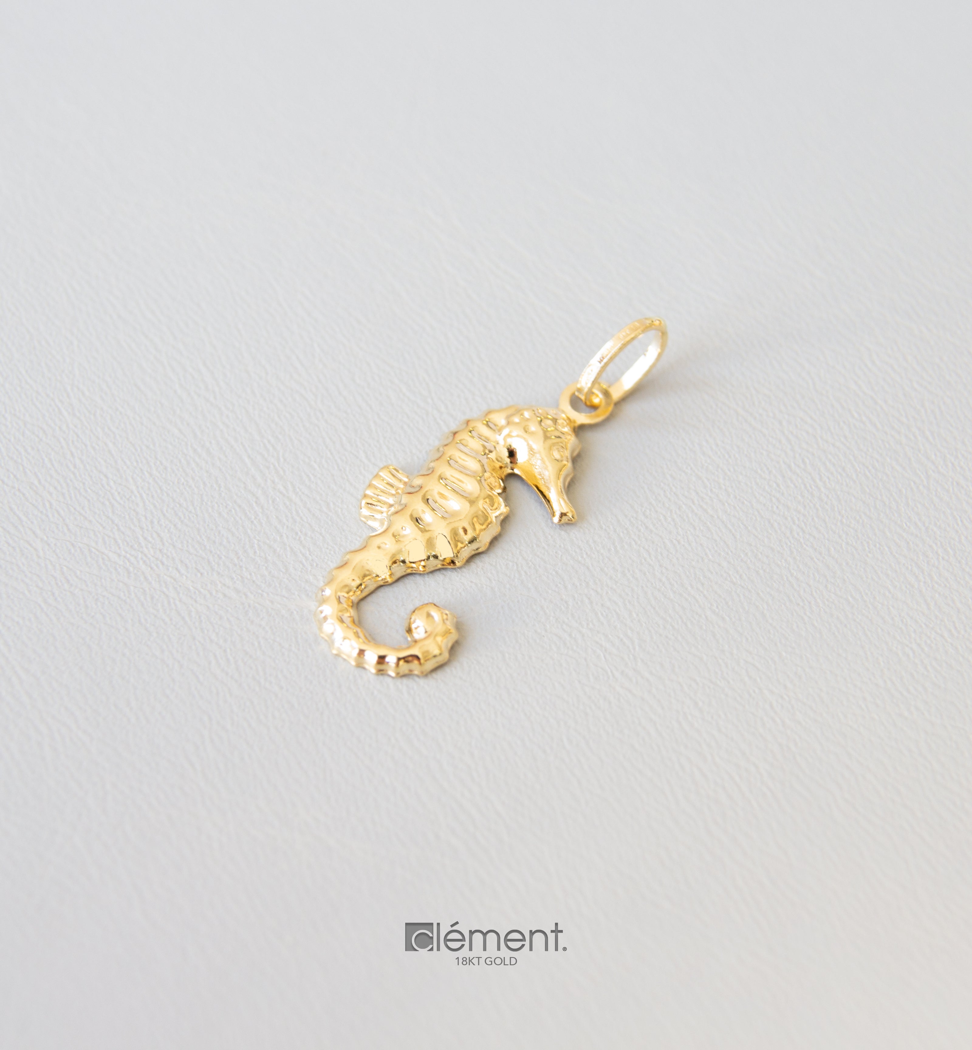 18ct Yellow Gold Seahorse Pendant