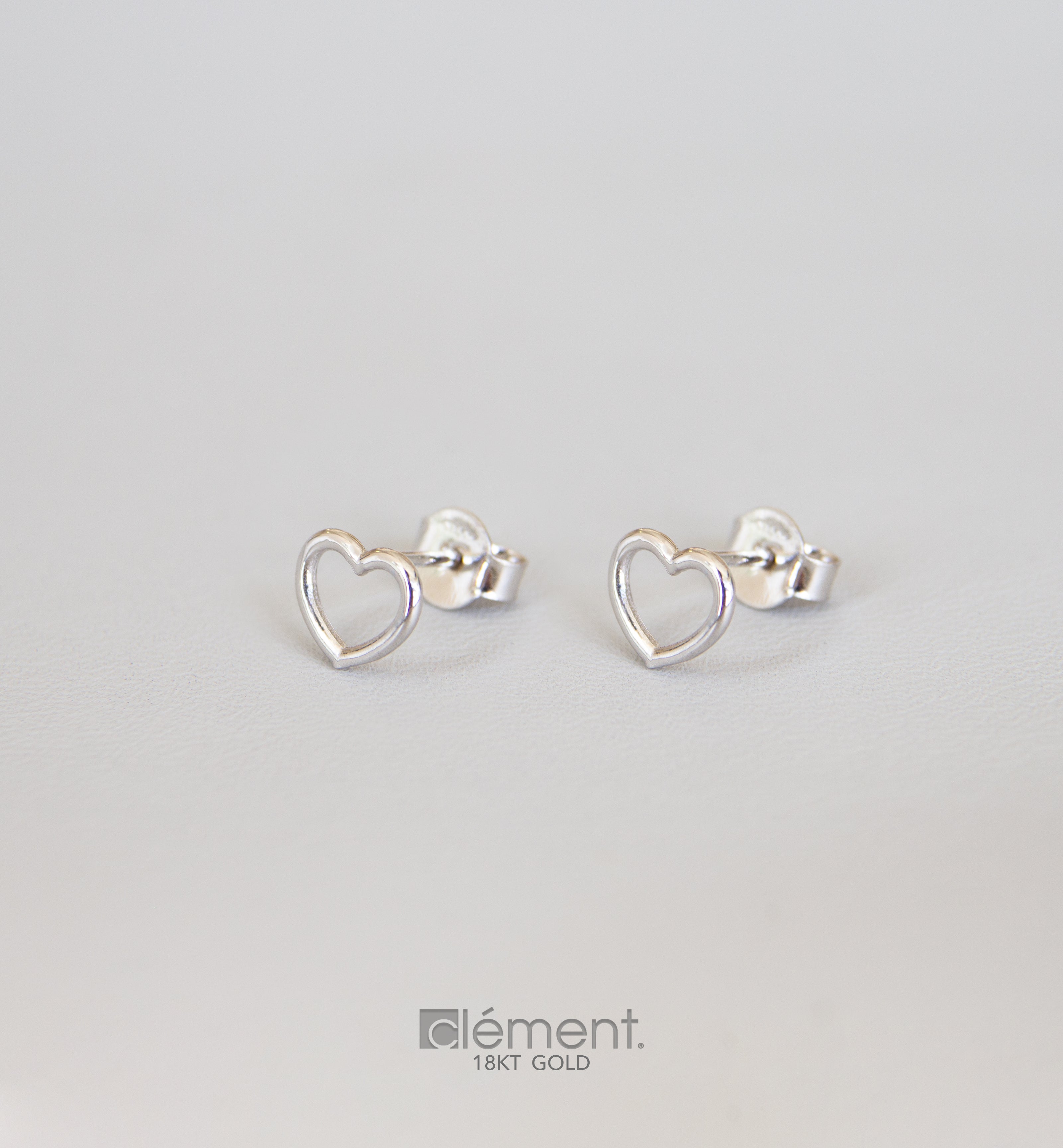 18ct Gold Heart Earrings